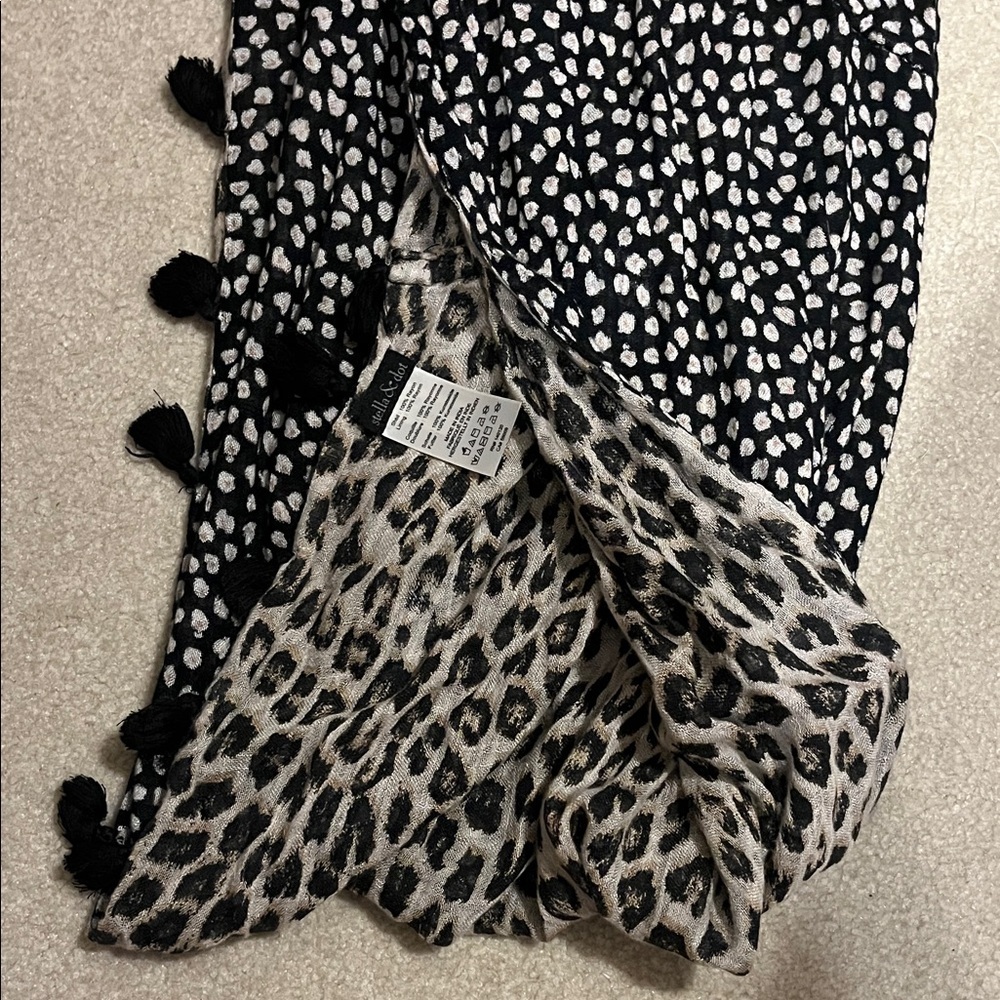 Stella and dot reversible infinity scarf